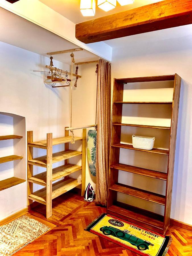 Apartament Apartament Rustic In Centrul Istoric Braszów Zewnętrze zdjęcie